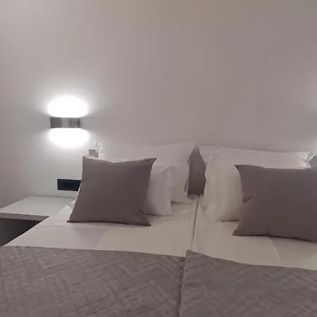 Beata Elegance Apartamento *