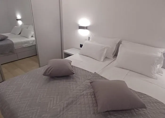 Beata Elegance سبليت